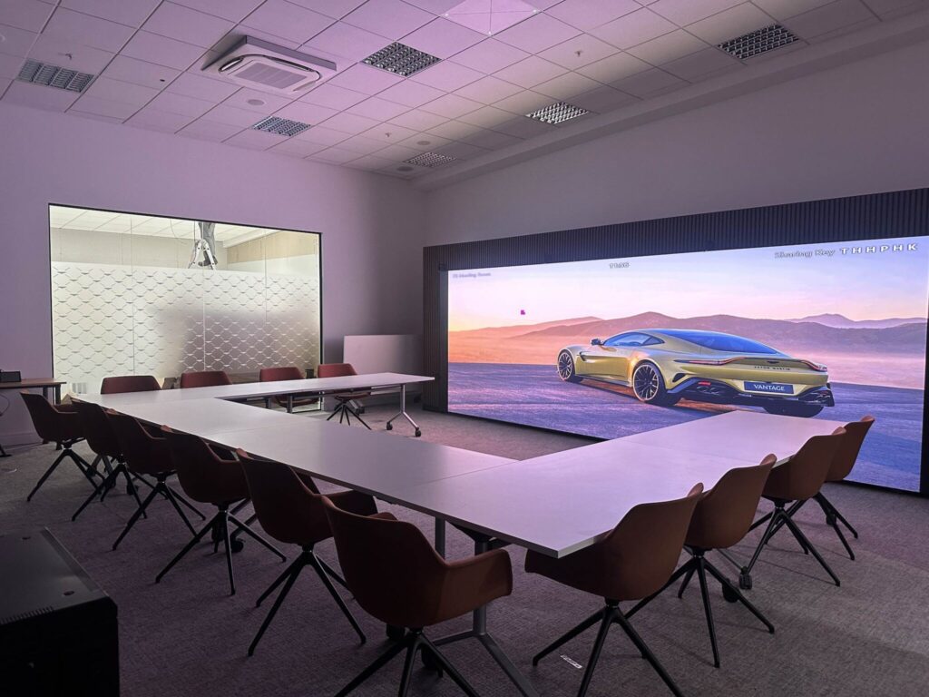 Lume-Interiors-Car-Manufacturer-5-2048x1536